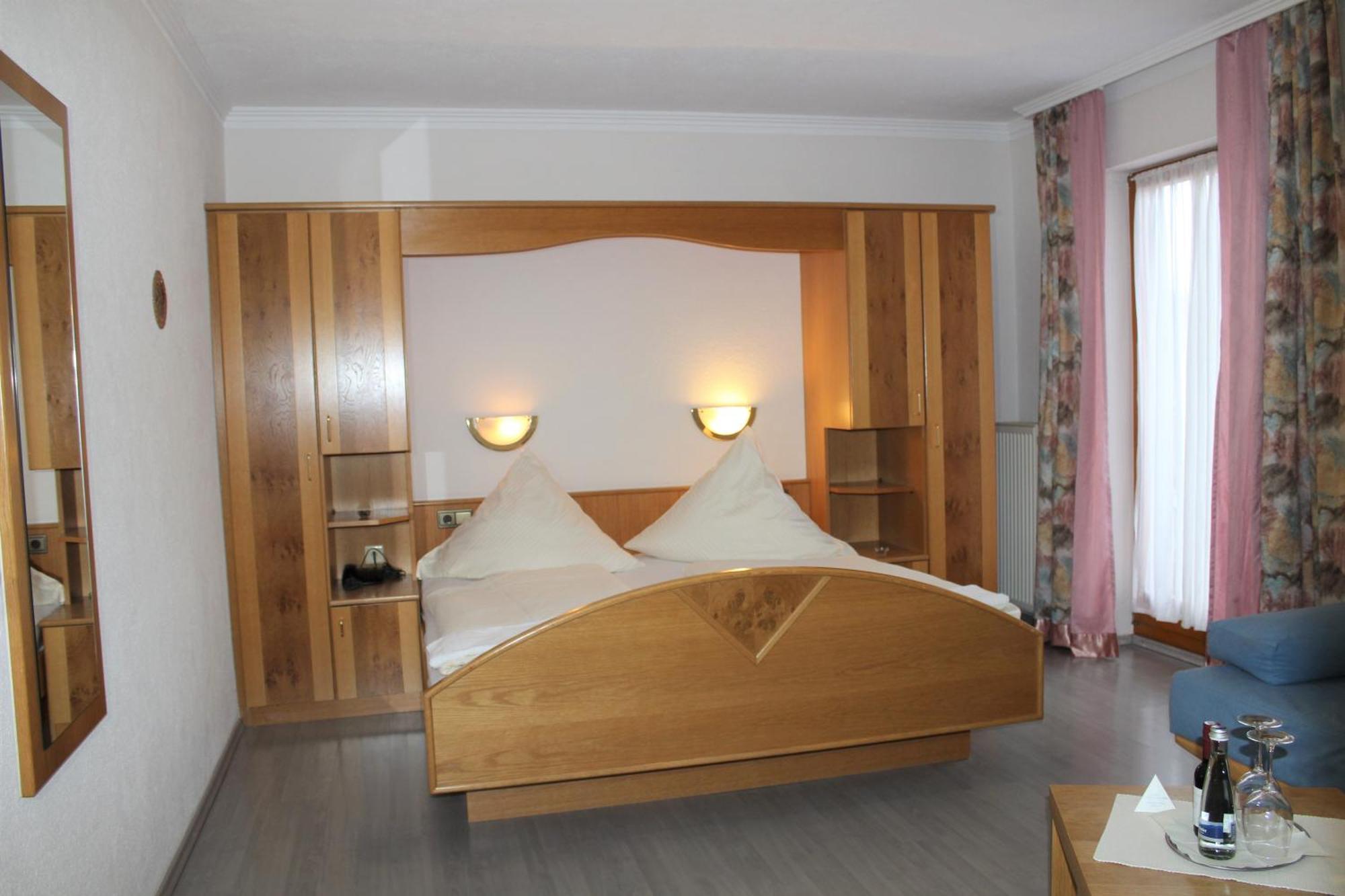 Winzerhotel Kinges-Kessel Morstadt Luaran gambar